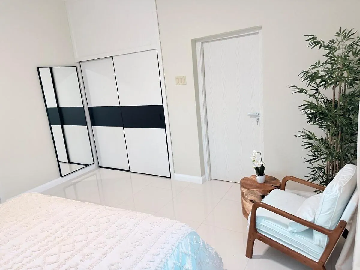 The Home By Scenic Stay Villas 奥乔里奥斯 0*,  牙买加
