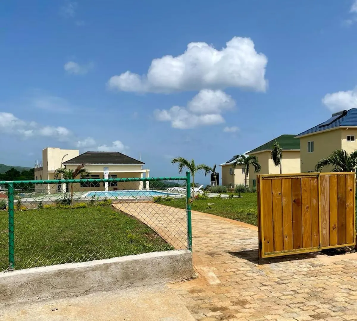 The Home By Scenic Stay Villas 奥乔里奥斯 牙买加